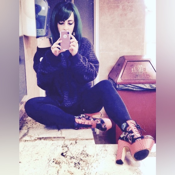 Meet your Posher, Lisa - Picture 7 of 15